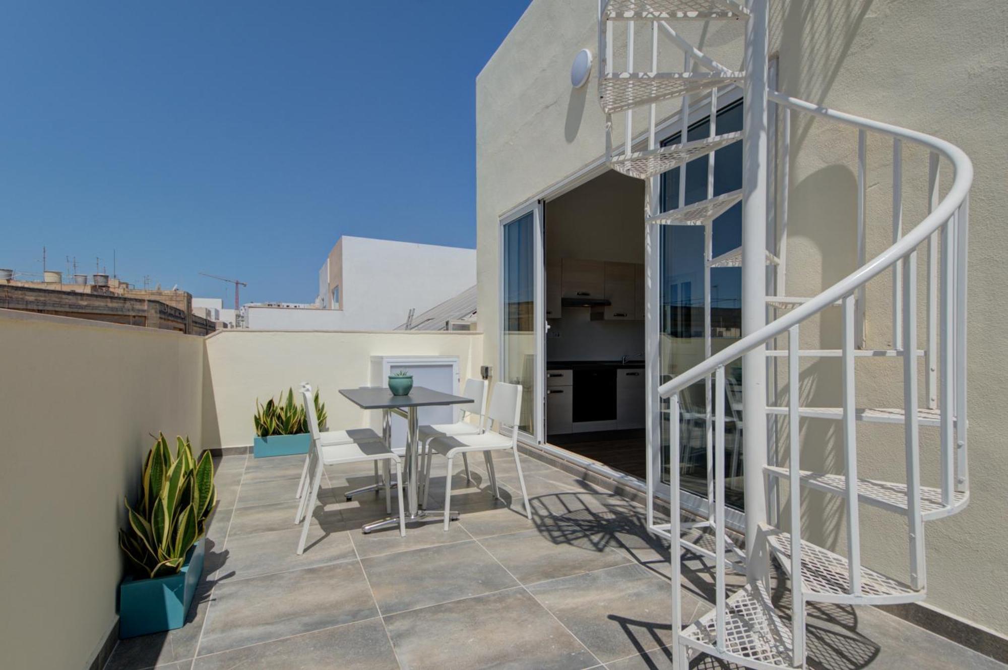 Marina Suites & Apartments - Self Catering - By Tritoni Hotels Gzira Exterior photo