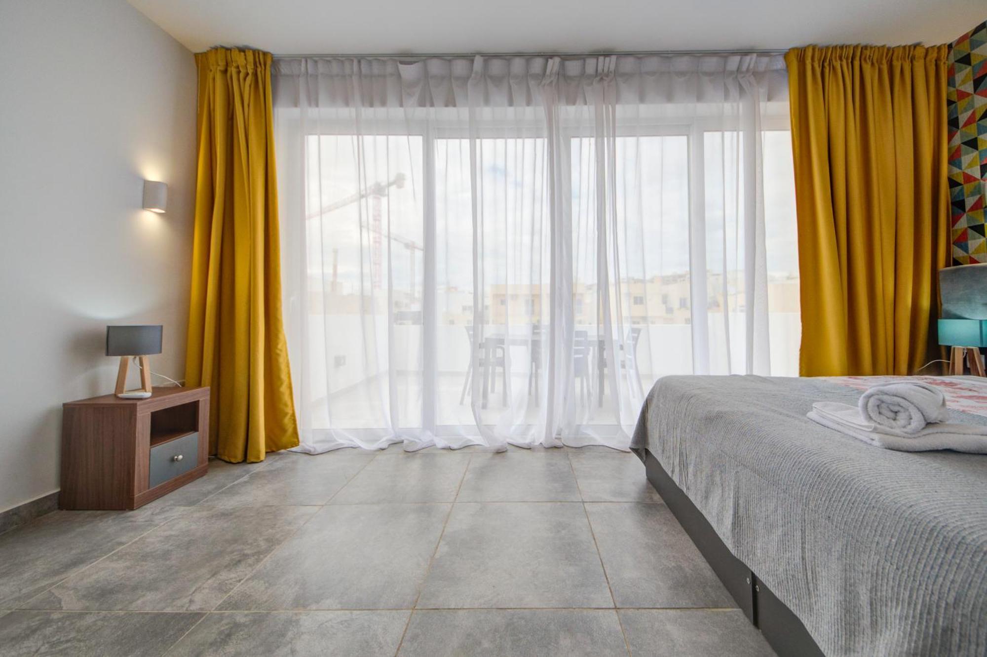 Marina Suites & Apartments - Self Catering - By Tritoni Hotels Gzira Exterior photo