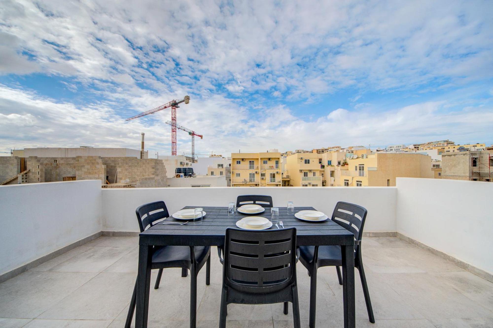 Marina Suites & Apartments - Self Catering - By Tritoni Hotels Gzira Exterior photo